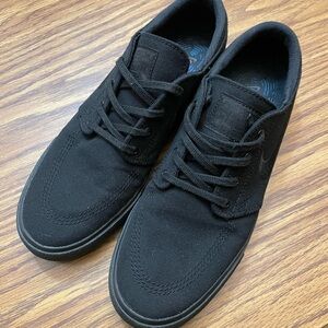 Stefan Janowski Nike Zoom Air Black Mens Size 8 Sneaker